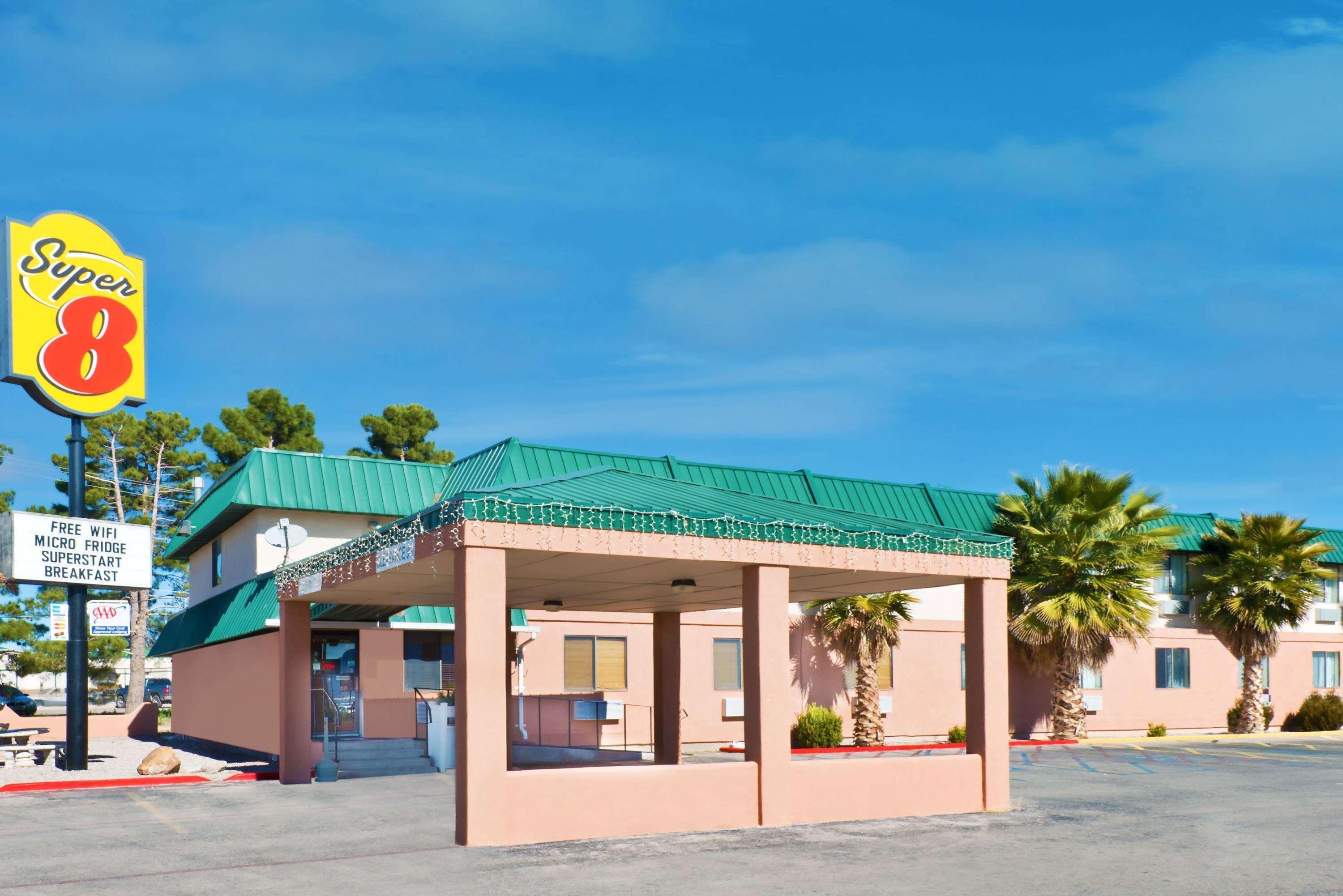 Super 8 By Wyndham Alamogordo - White Sands Eksteriør bilde