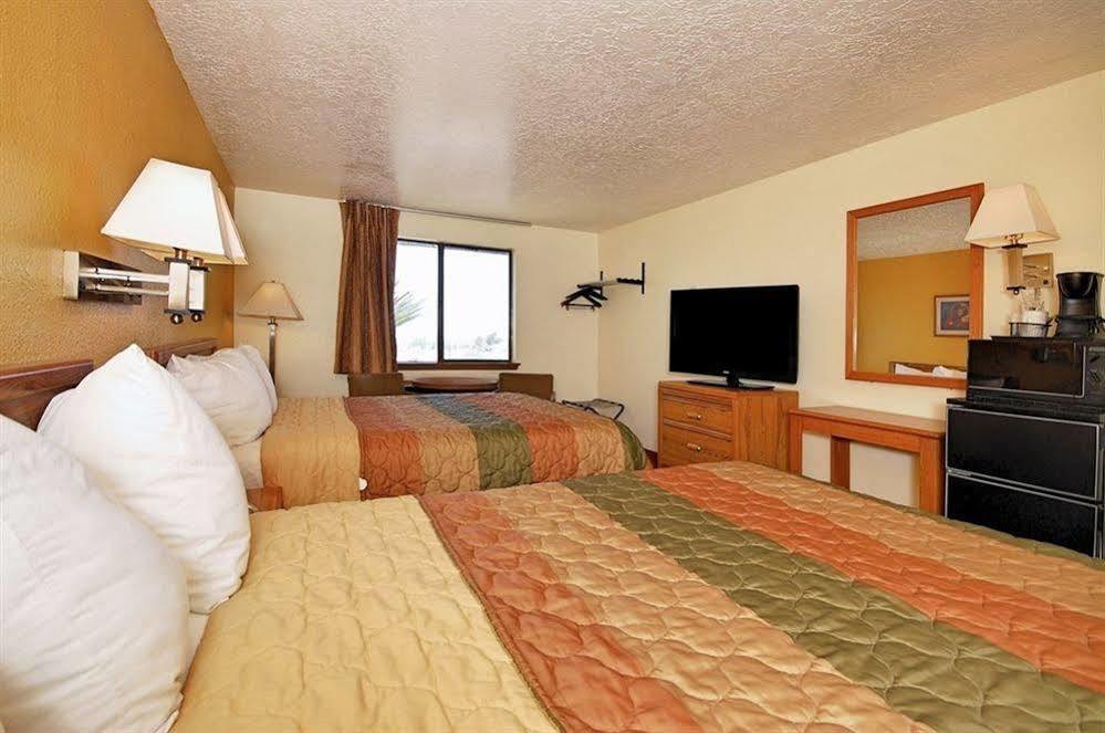 Super 8 By Wyndham Alamogordo - White Sands Eksteriør bilde