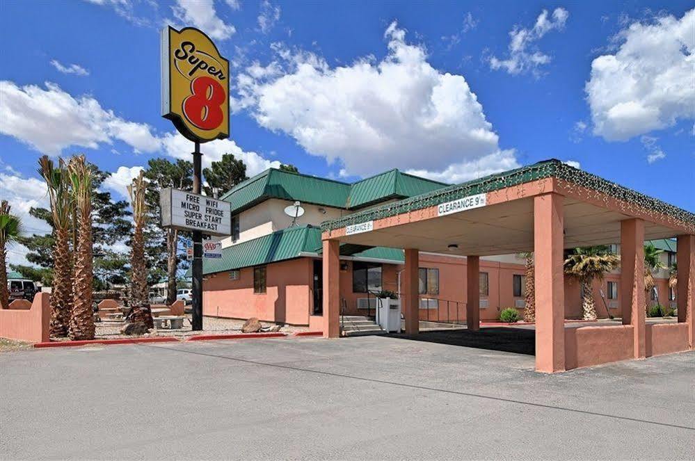 Super 8 By Wyndham Alamogordo - White Sands Eksteriør bilde