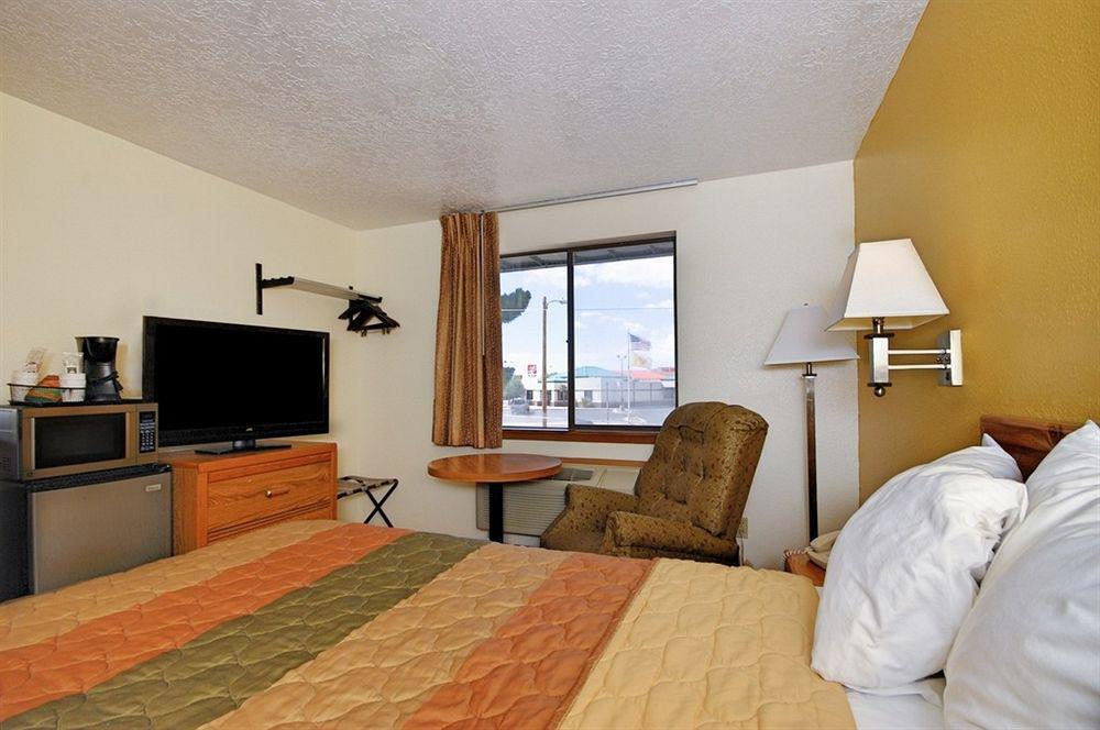Super 8 By Wyndham Alamogordo - White Sands Eksteriør bilde
